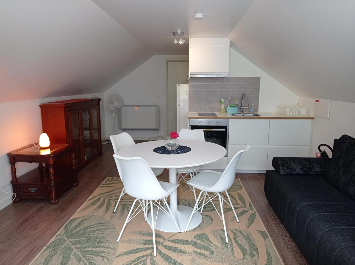 Family Room In Modern House Eide  Εξωτερικό φωτογραφία