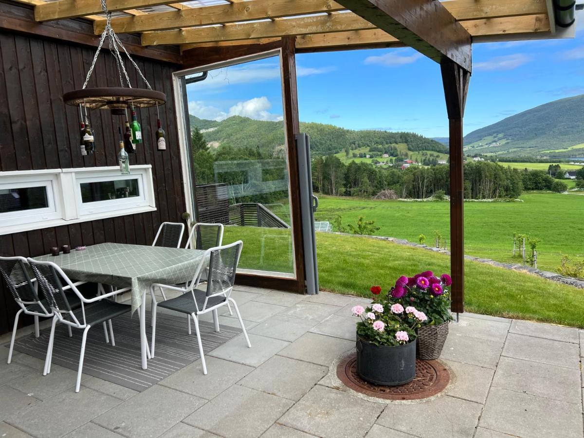 Family Room In Modern House Eide  Εξωτερικό φωτογραφία